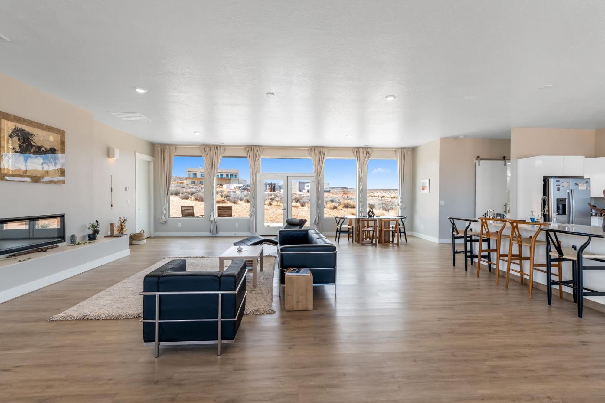 Page Arizona Border Town- Crimson Suite, Desert Canyon Getaway With Views Big Water Eksteriør billede